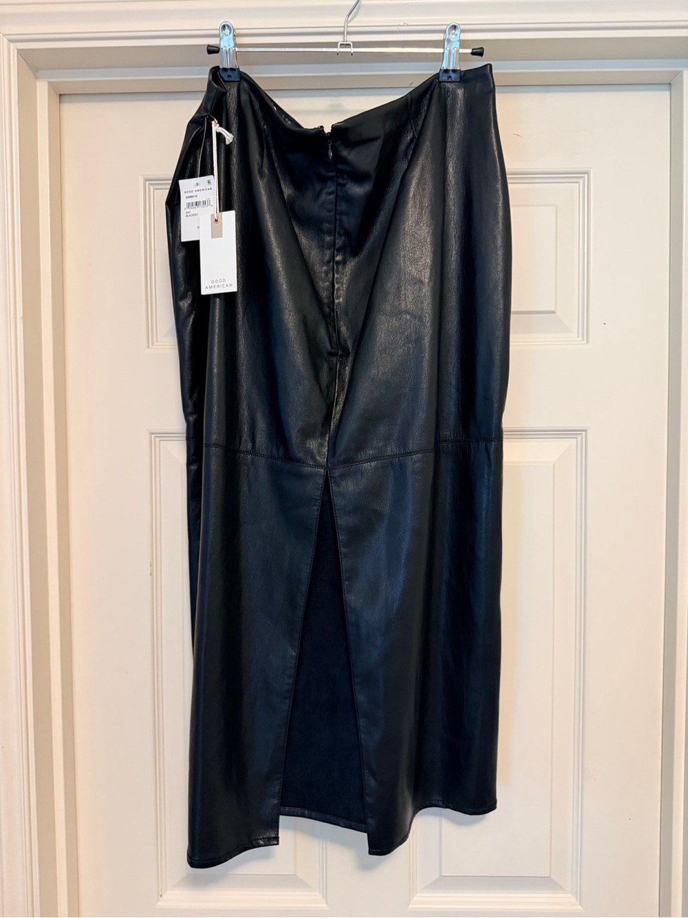 Good American Black Faux Leather Midi Skirt